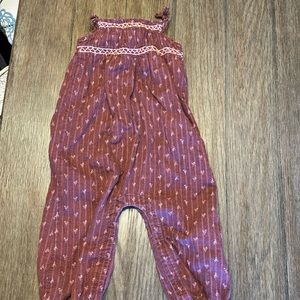 0003 Baby Gap onesie body suit